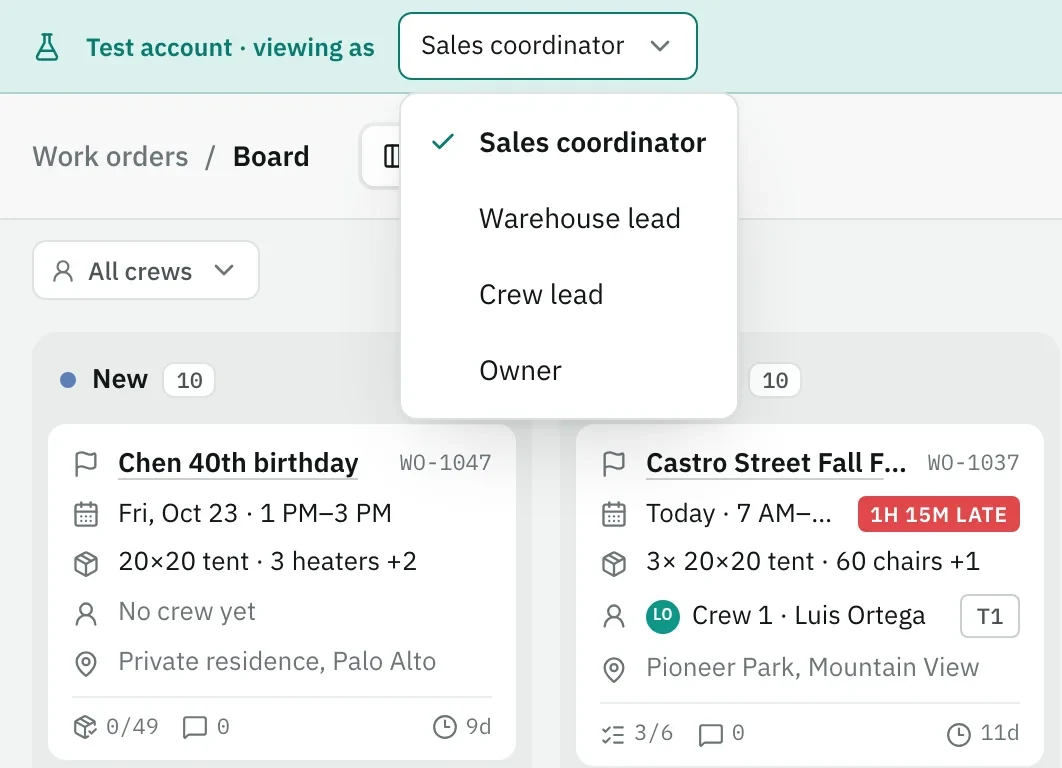 Bacheca dell'app di esempio con il menu dei ruoli dell'account di test aperto: Coordinatore vendite, Responsabile magazzino, Caposquadra, Titolare